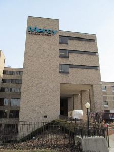450px-Mercy_Medical_Center,_Springfield_MA